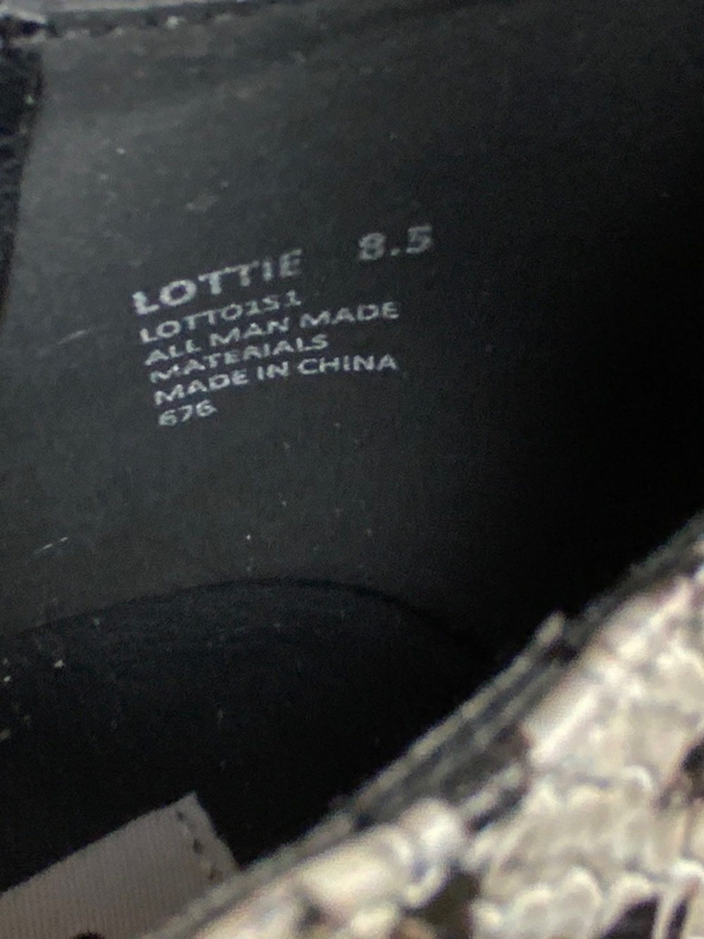 NWT - Steve Madden Snakeskin Lottie Bootie - Size 8.5 - Picture 11 of 12